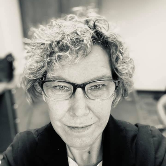 Meet your Posher, Amanda - Picture 1 of 1